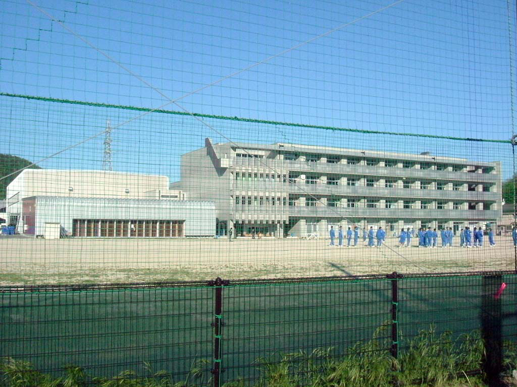 釜石中学校校舎建設（電気設備）工事